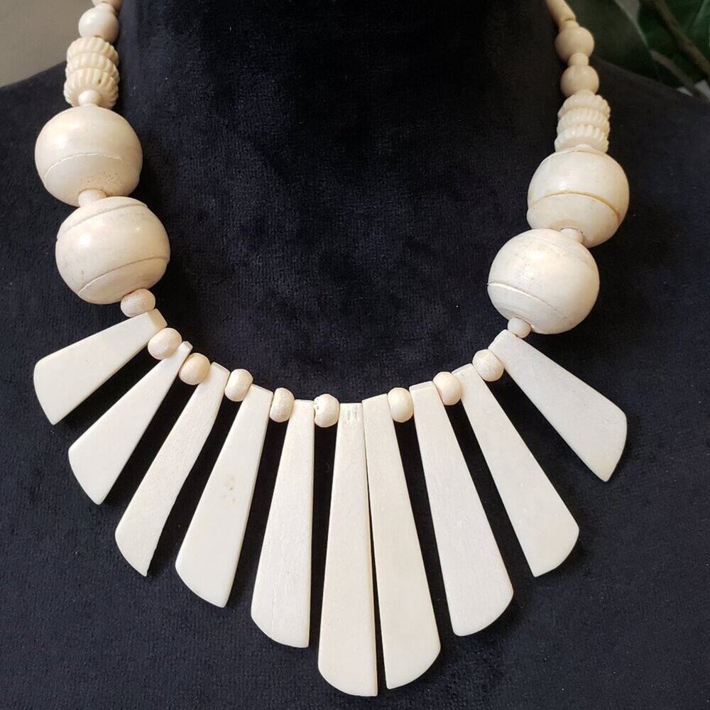 Womens Fashion Native American Bone Gumball Beads Bib Necklace with Hook & Eye